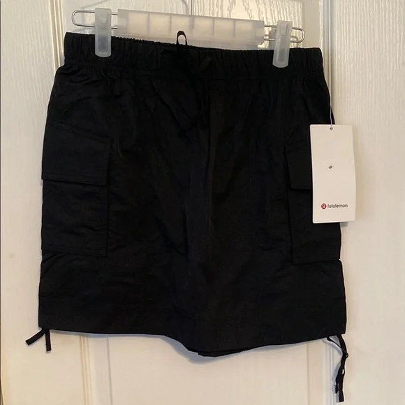 Lululemon Women’s Black Nylon Cargo Mini Skirt Size XS NWT - Picture 2 of 8